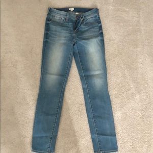 Jcrew Factory skinny jeans. Size 25/28 inch inseam